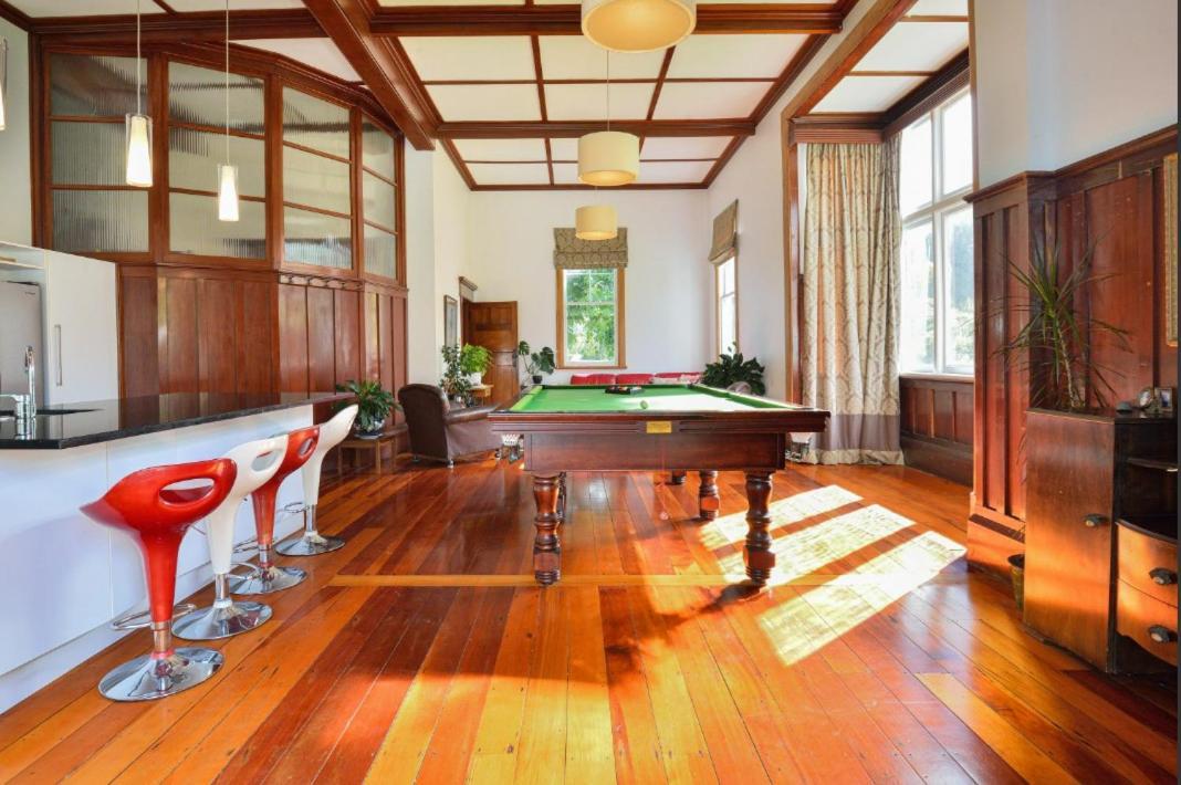 The Gisborne Club - Boutique Accommodation Экстерьер фото